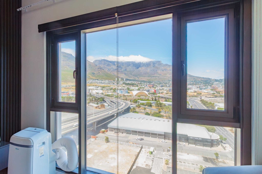 1 Bedroom Property for Sale in Foreshore Western Cape